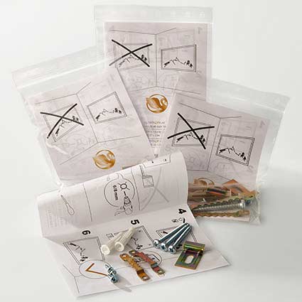 Plastic bag with hanging system and leaflet with technical instructions.