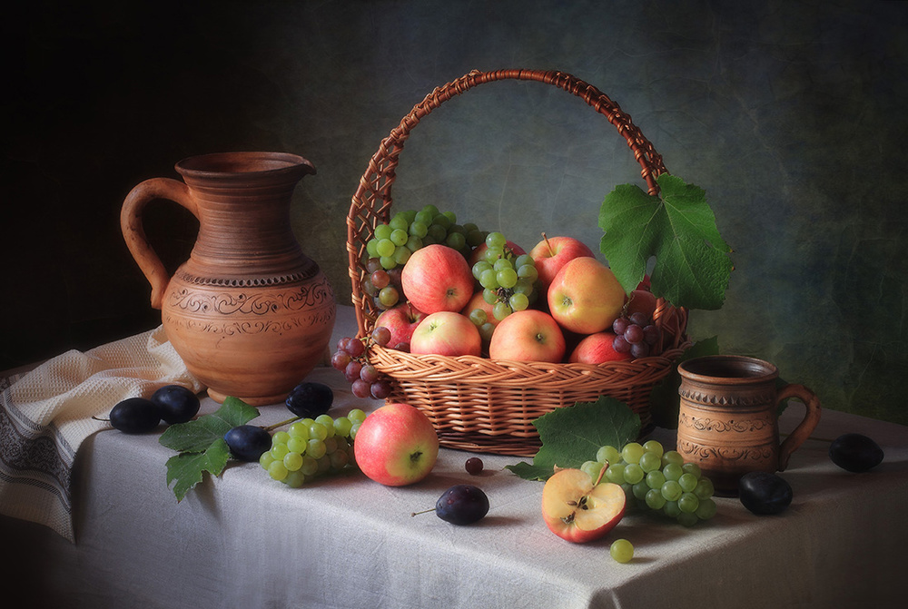 Still life with a basket of fruit from Tatyana Skorokhod (Татьяна